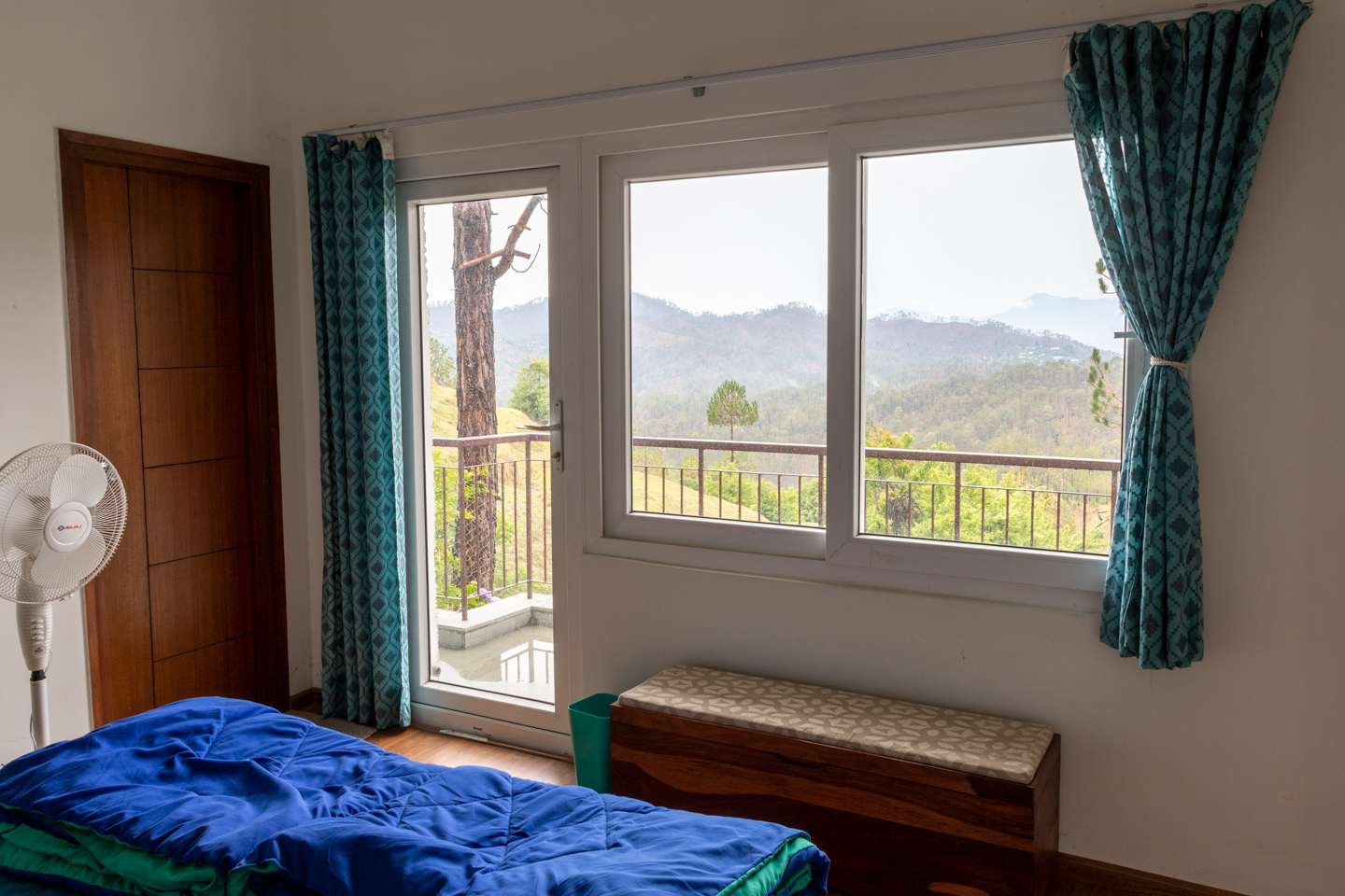 The north-west lower bedroom