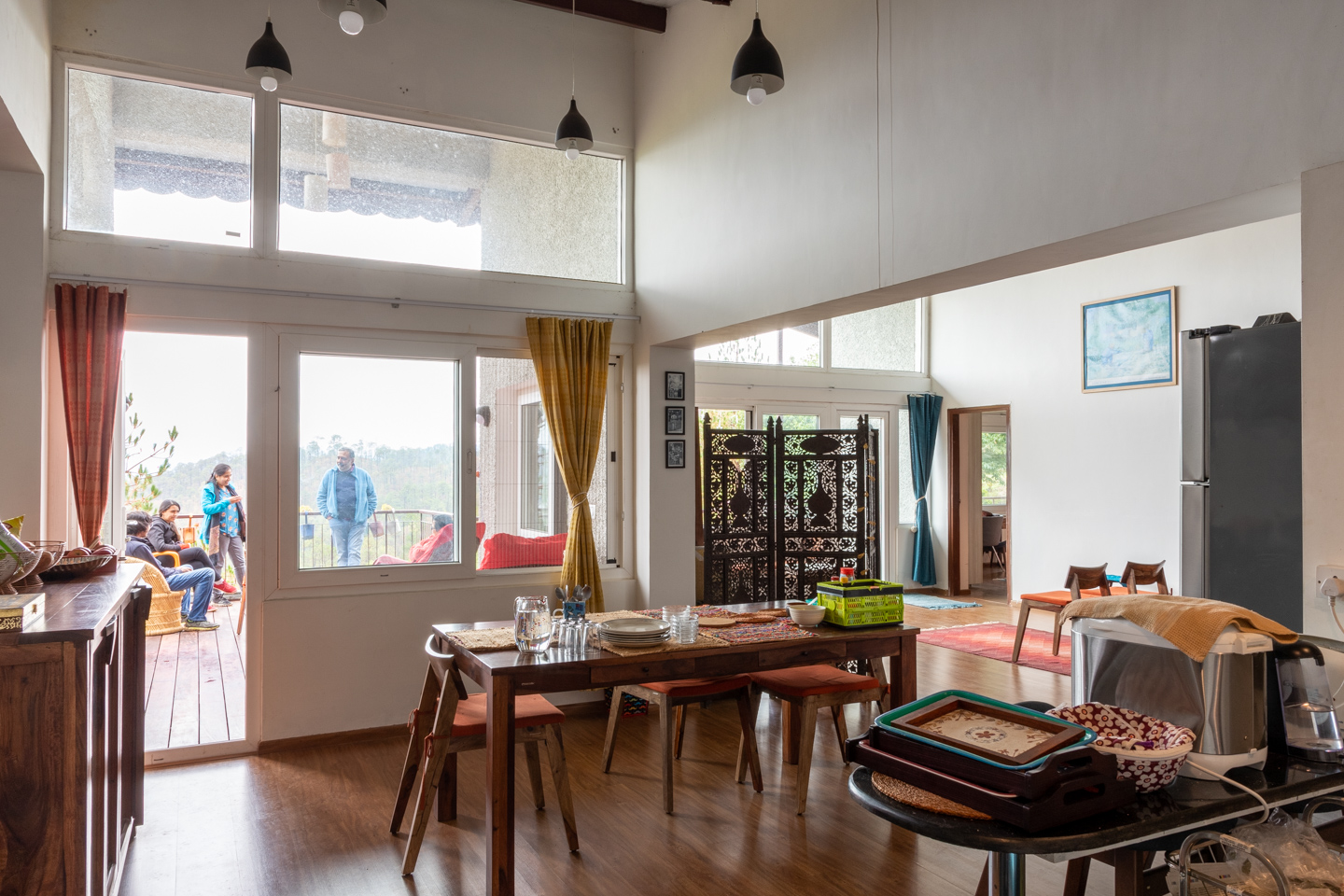 The dining room opens out onto the deck
